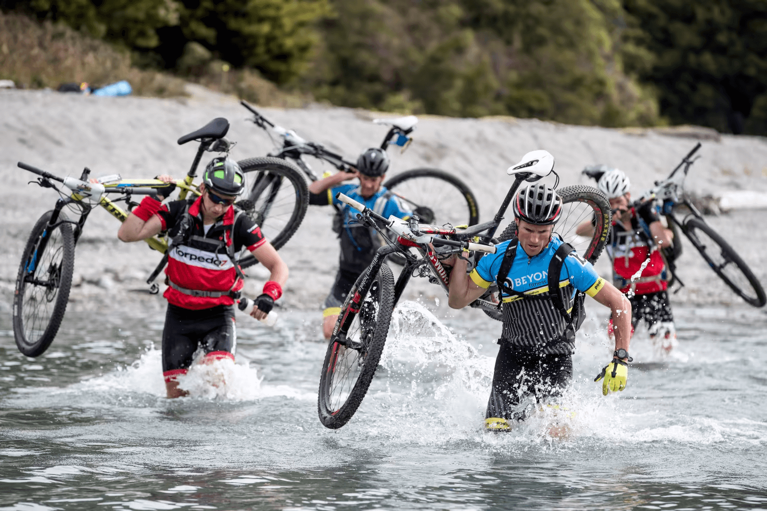 Read more about the article DESCOPERĂ ADVENTURE RACING